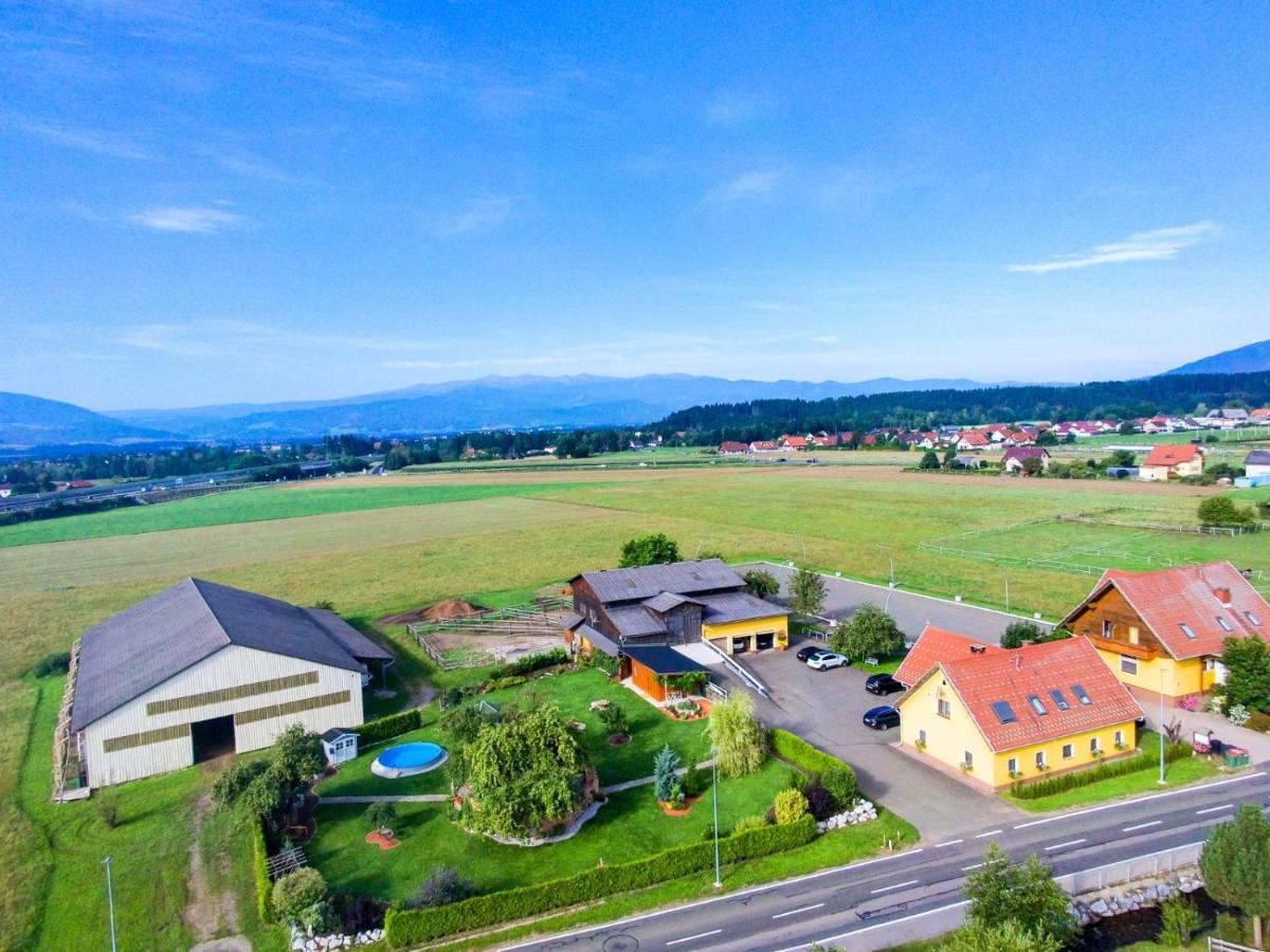 Hotel Hochfellner Spielberg Bei Knittelfeld Exterior foto